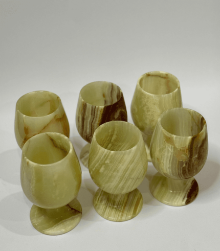 ONYX GOBLET/GLASSES