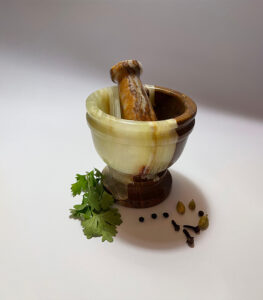 MORTAR & PESTLE BROWN GREEN WITH RARE VEINING