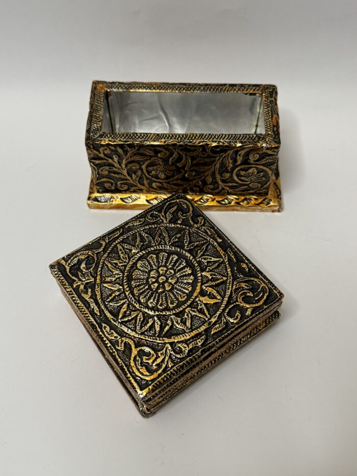 Traditional Coasters Set