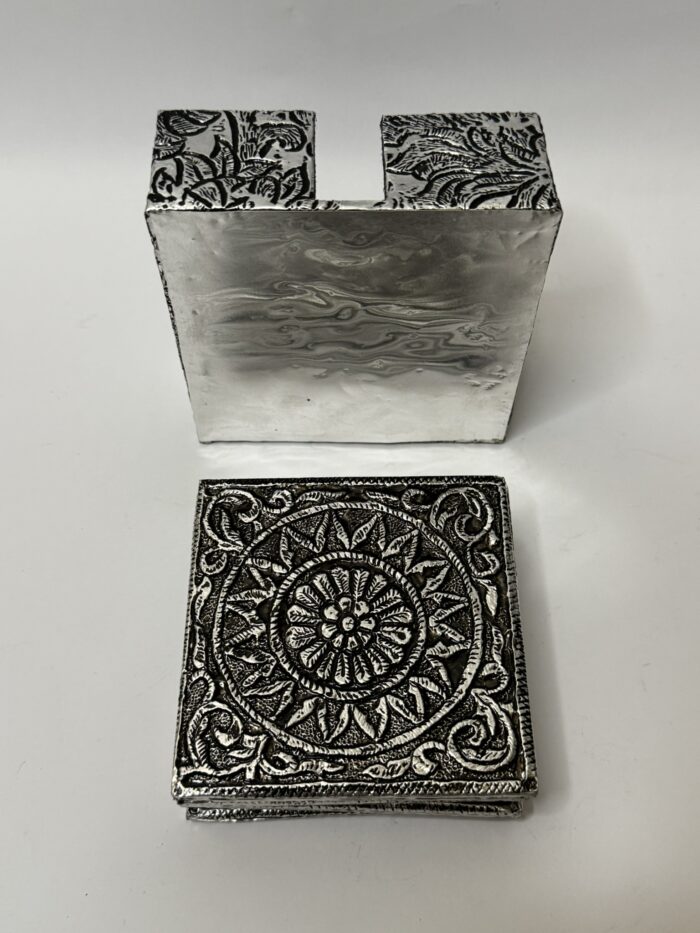 Traditional Coasters Set