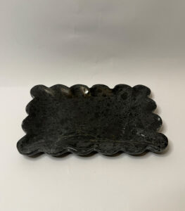 BLACK MARBLE FLOWER SHAPED TRAY - SMALL