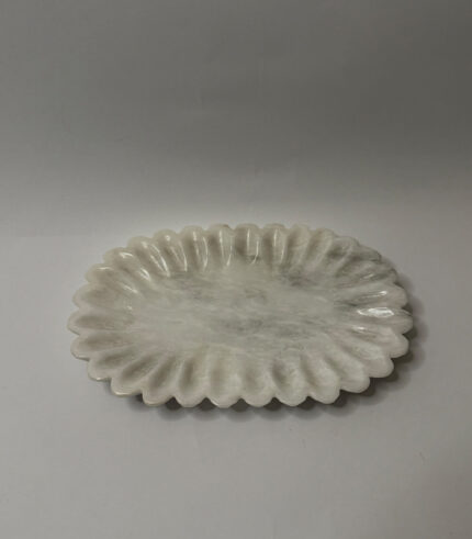 WHITE MARBLE FLOWER SHAPED RECTANGULAR TRAY - SMALL