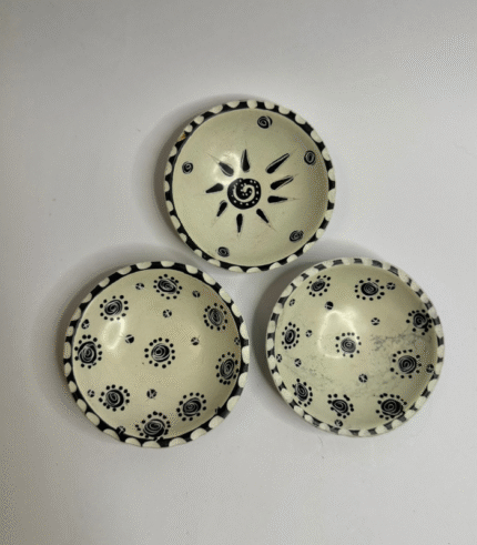 Round Stone Off-White Trinket